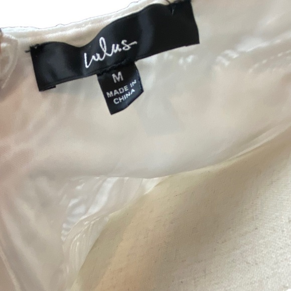 NWT Lulu’s romantic feminine lace backless Mini Dress size Medium - Picture 8 of 12